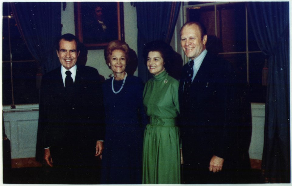 Photograph of President Richard M. Nixon and First Lady Pat Nixon with Representative Gerald R. Ford and Betty Ford... - NARA - 186966