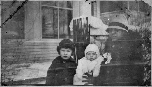 Photograph of Mrs. Gerald R. Ford, Sr., Holding Infant Richard Ford while Thomas Ford Sits Close By - NARA - 186904 photo