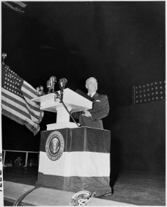 Photograph of President Truman delivering his speech at the Washington Monument during ceremonies commemorating the... - NARA - 200338