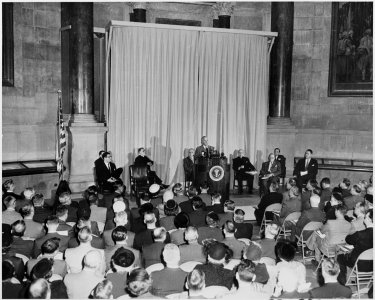 Photograph of President Truman delivering an address during ceremonies at the National Archives dedicating a new... - NARA - 200408