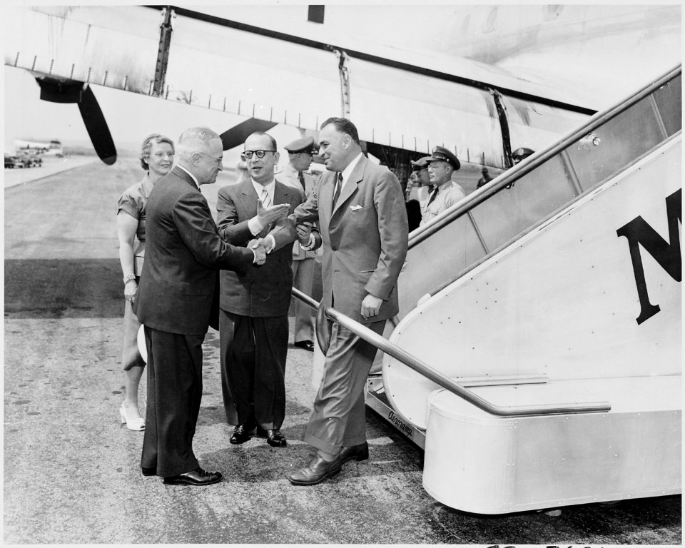Photograph of President Truman shaking hands with the President of Ecuador, Galo Plaza, upon his arrival at... - NARA - 200299
