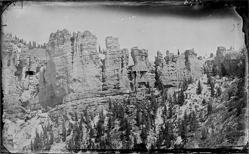 Pink Cliffs. Old Nos. 449, 434. Negative destroyed by the authority of the Administrative Geologist. - NARA - 517812