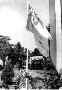 Pogrzeb gen. Władysława Sikorskiego na cmentarzu lotników polskich w Newark (21-38)