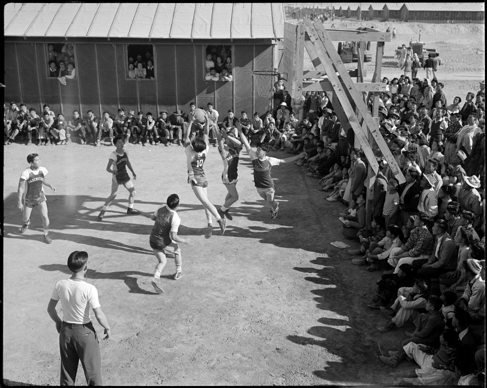 Poston, Arizona. New Year's Fair. A basketball game was held as part of the athletic events to com . . . - NARA - 536659