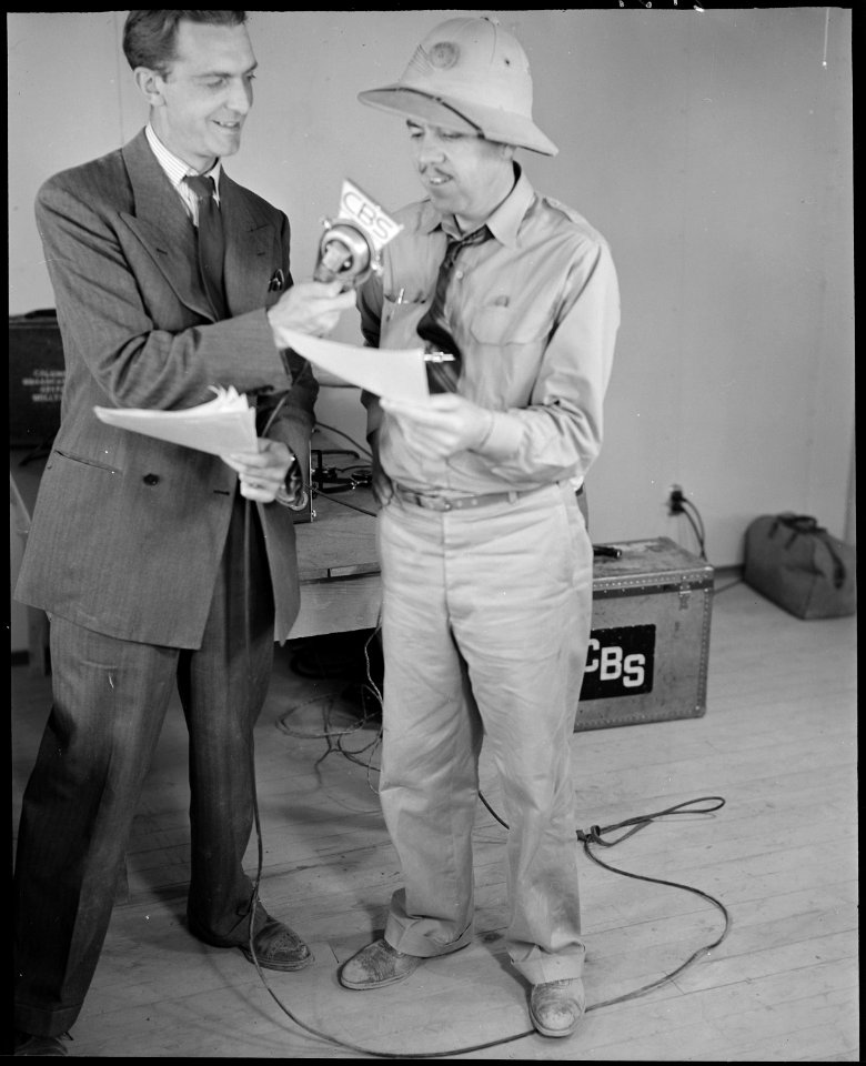 Poston, Arizona. The contractor's Superintendant, Newell, with CBS Announcer, Chet Huntley at the m . . . - NARA - 536283