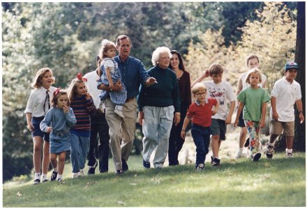 President and Mrs. Bush walk with their grandchildren at Camp David - NARA - 186458