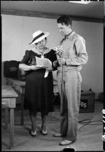 Poston, Arizona. Mrs. Lyle Kurisak, evacuee of Japanese ancestry, Norris James, War Relocation Auth . . . - NARA - 536086