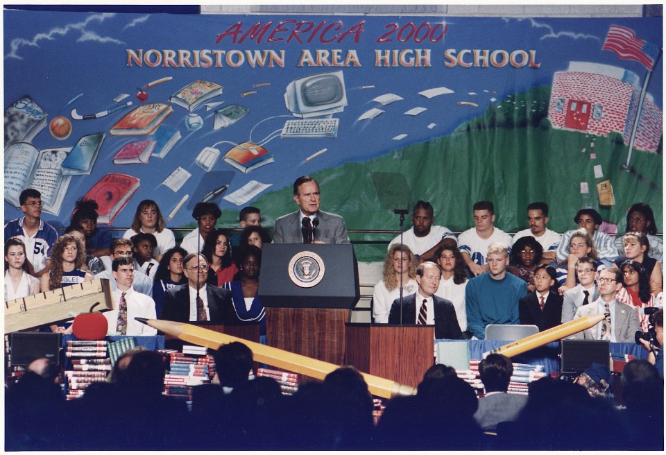 President Bush addresses the Norristown, Pennsylvania High School Community - NARA - 186457
