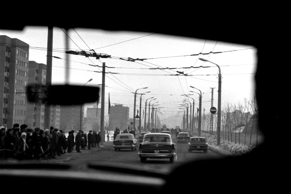 President Ford tours Vladivostok, 1974 - NARA - 7161934