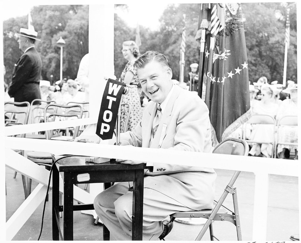 President Truman attends ceremonies celebrating the 100th anniversary of the Washington Monument. This photo shows... - NARA - 199836