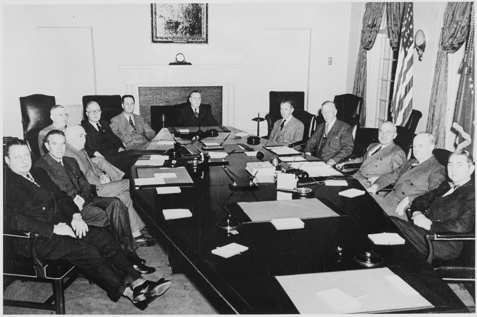 President Truman and his cabinet in the Cabinet Room of the White House. Clockwise at table, Secretary of the... - NARA - 199648