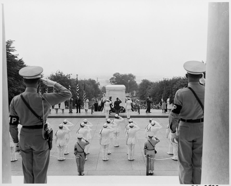 President Truman attends Memorial Day services at Arlington National Cemetery and lays a wreath at the Tomb of the... - NARA - 199726