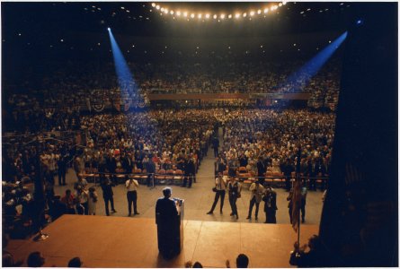 President's trip to Western States- address by the President. President Kennedy at podium, audience. Las Vegas, NV... - NARA - 194271