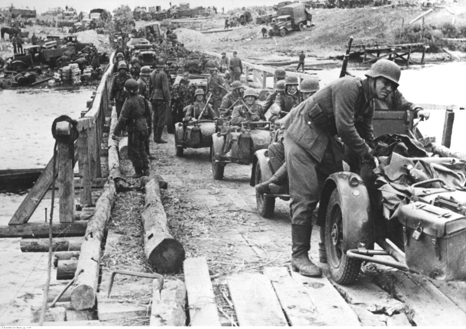 Przeprawa wojsk niemieckich przez Don (2-747)