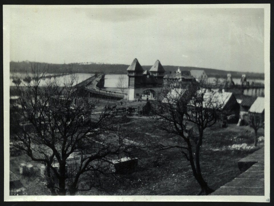 Pulawy, drewniany most na Wisle. 28 03 1923 (21491900)