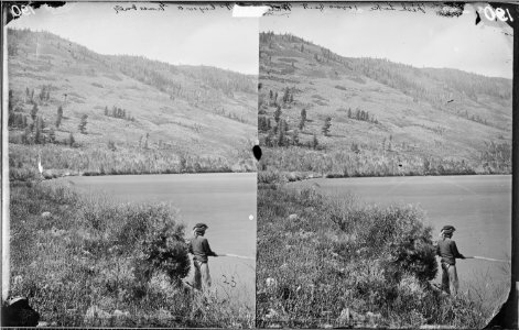 RED LAKE SOUTH OF CASTLE VALLEY OR FISH LAKE, 10,000 FEET, WASATCH MOUNTAINS. BEYOND GRASS VALLEY, UTAH - NARA - 523955