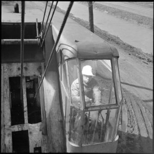 Rohwer Relocation Center, McGehee, Arkansas. Larry Sato, a former southern California dragline ope . . . - NARA - 539368