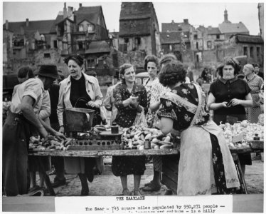 Saarbruecken, France. Market day in Saarbruecken, the Saar's capital. The Saar is the most densly populated area in... - NARA - 541687