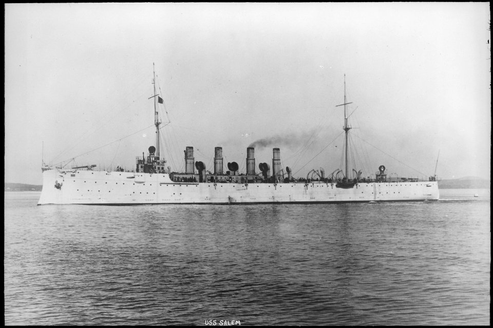 Salem (Scout Cruiser 3). Port bow. underway, 1908 - NARA - 512977