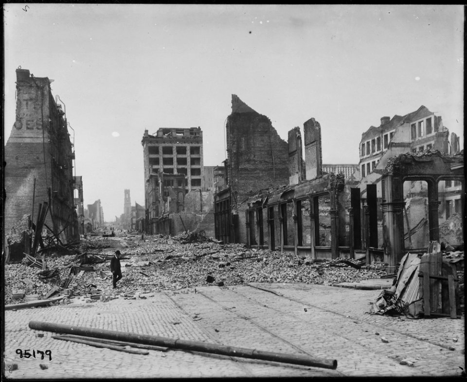 San Francisco Earthquake of 1906, (This is an) area is possibly in the vicinity of Bush and Battery Streets - NARA - 531042