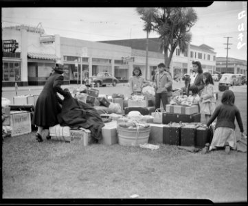 Salinas, California. Baggage is being assembled to be taken by truck to the Salinas Assembly center . . . - NARA - 536191
