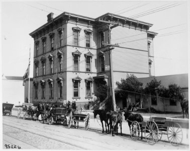 San Francisco Earthquake of 1906, (Hamilton School. Headquarters of the National Red Cross) in the vicinity of... - NARA - 531071