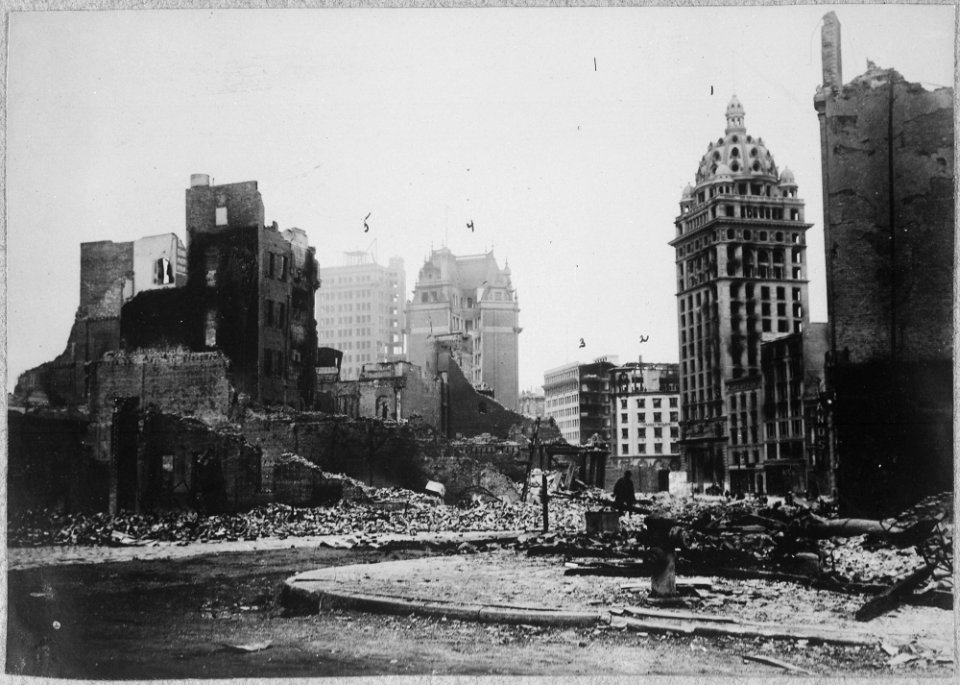 San Francisco Earthquake of 1906, Third and Market Streets. (Pictured-) 1. Call Building 2. Examiner Building 3.... - NARA - 522957