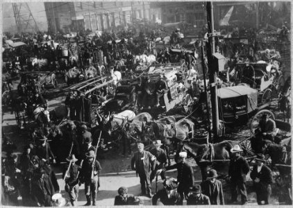 San Francisco Earthquake of 1906, (People) leaving the city - NARA - 522958 photo