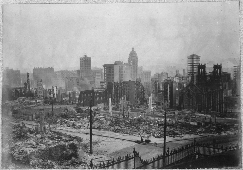 San Francisco Earthquake of 1906, General view from Nob Hill. Ruins of Hopkins Art Institute and Stanford's mansion... - NARA - 522952