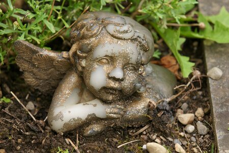 Art cemetery faith