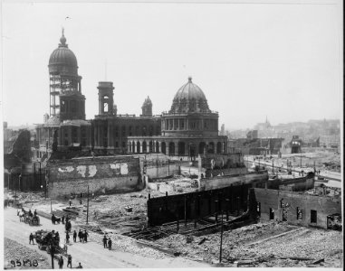 San Francisco Earthquake of 1906, The junction of Leavenworth and McAllister Streets, City Hall Avenue, near... - NARA - 531041