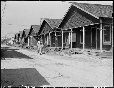 San Pedro, California. View of homes from which residents of Japanese ancestry were evacuated on Te . . . - NARA - 536834