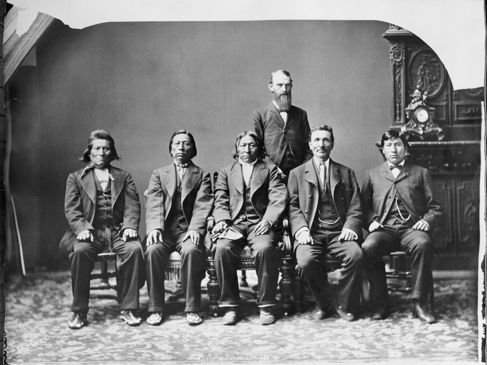 Sisseton Dakota delegation - NARA - 523686