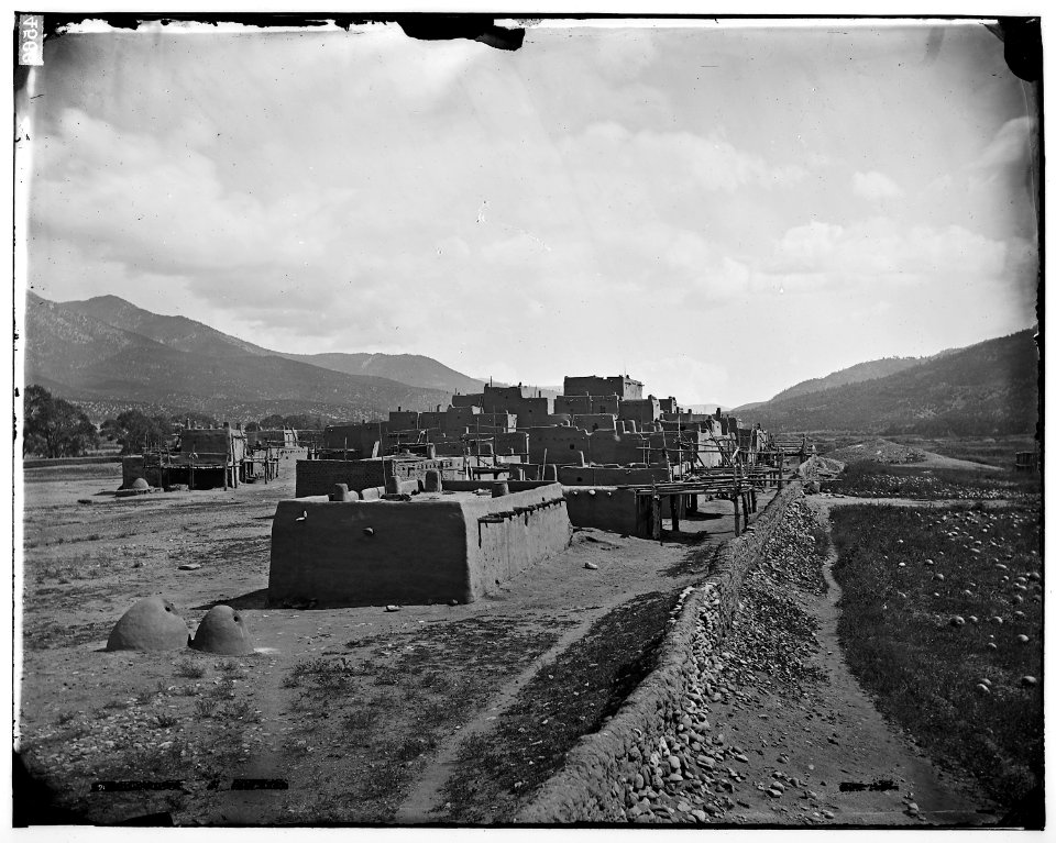 South Town at Taos - NARA - 523744