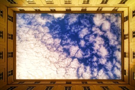 Frame sky hof
