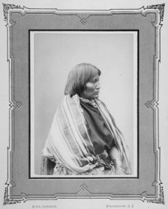 Squaw Of Lone Wolf. Kiowas - NARA - 519063