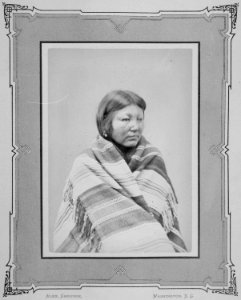 Squaw Of Pacer. Apaches - NARA - 519099