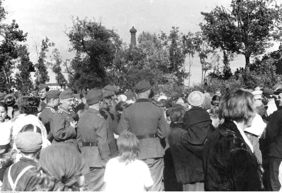 Smoleńsk. Obchody rocznicy wyzwolenia (2-1955)