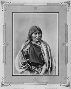 Squaw Of Lone Wolf. Kiowas - NARA - 519062