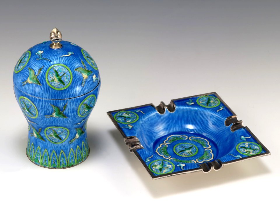 State Gifts Enameled Smoking Set