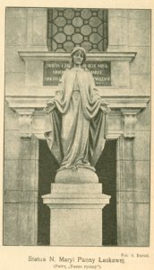 Statua N. Maryi Panny Łaskawej - Fot. A. Karoli (68559)