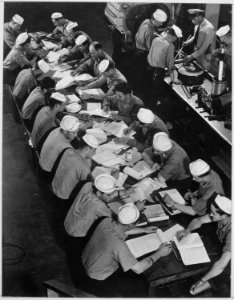 Students studying in diesel lab at submarine training school, New London, Connecticut., 08-1943 - NARA - 520854