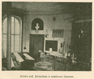 Szkoła Wawelberga i Rotwanda Techniczna Katedra prof. Biernackiego w audytorium fizycznym (79553)