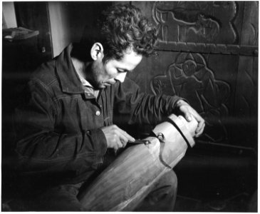 Taos County, New Mexico. Native woodcarver Patrocina Barela has exhibited at the New York World's F . . . - NARA - 521860