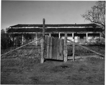 Taos County, New Mexico. Old house, Ranchitos - NARA - 521944
