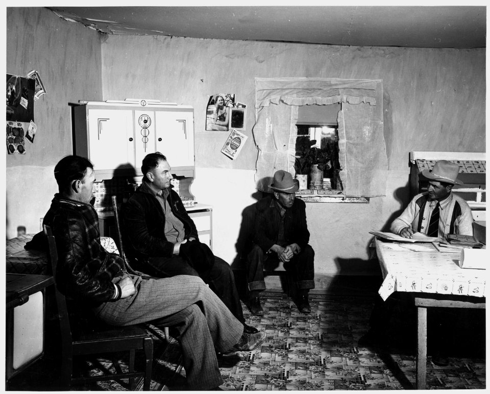 Taos County, New Mexico. Meeting of ditch commissioners at Talpa. - NARA - 521996