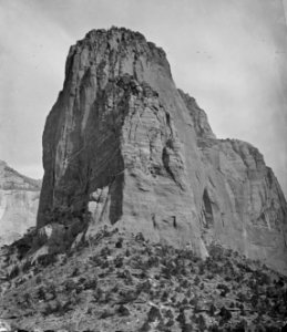 TAYLOR'S CREEK CANYON KANARA, UTAH - NARA - 524212 (cropped) photo