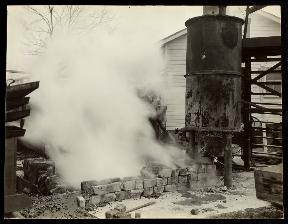 THC 2003.902.232 Tapping Slag from Experimental Blast Furnace