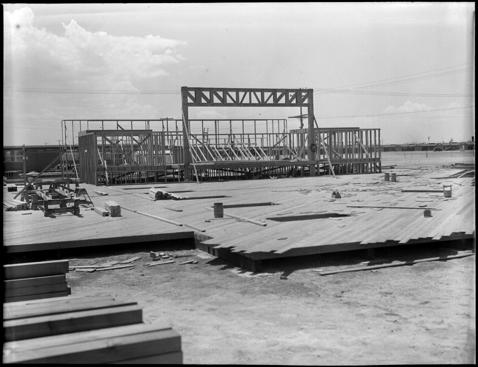 Topaz, Utah. First truss erected in construction of new high school at Topaz. - NARA - 537258