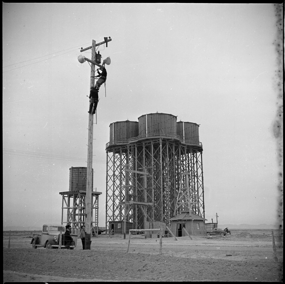 Topaz, Utah. A view of the water tower, which supplies water to the residents of this War Relocation . . . - NARA - 537009
